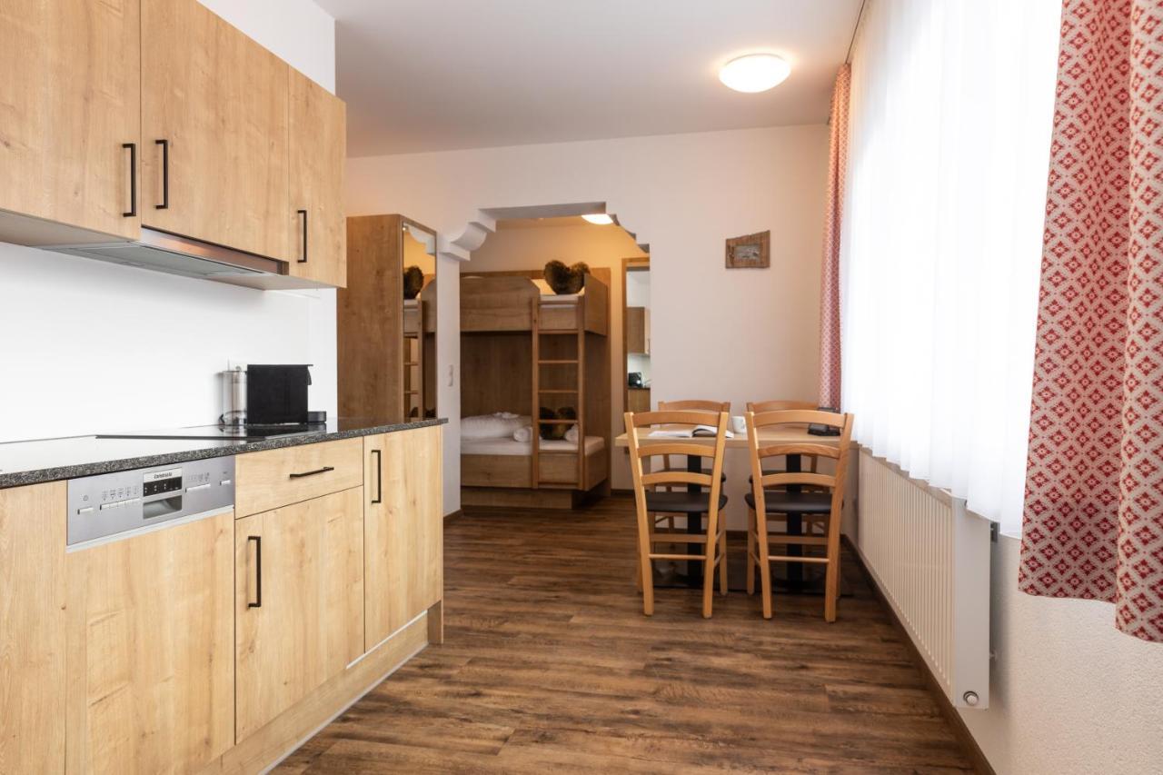 Pitztal Living Aparthotel Йерценс Екстериор снимка
