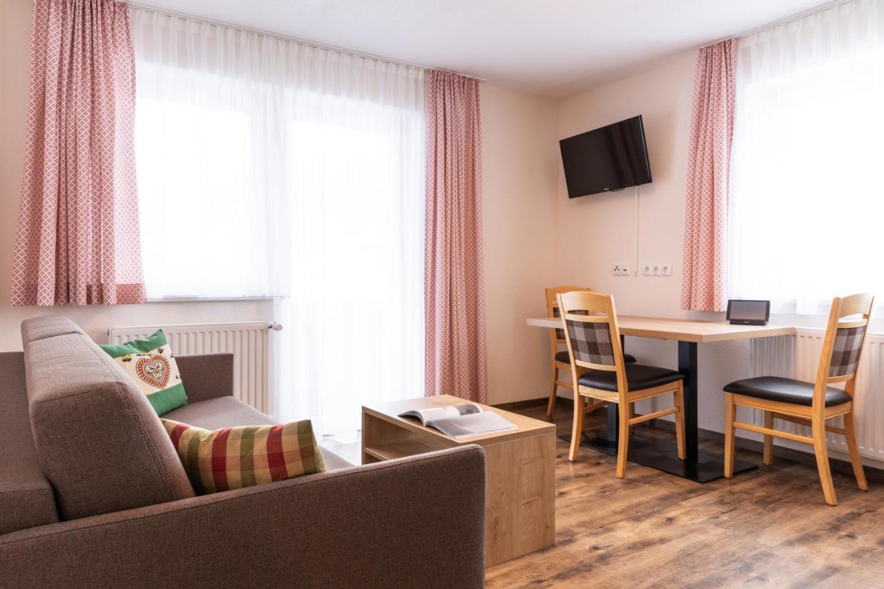 Pitztal Living Aparthotel Йерценс Екстериор снимка