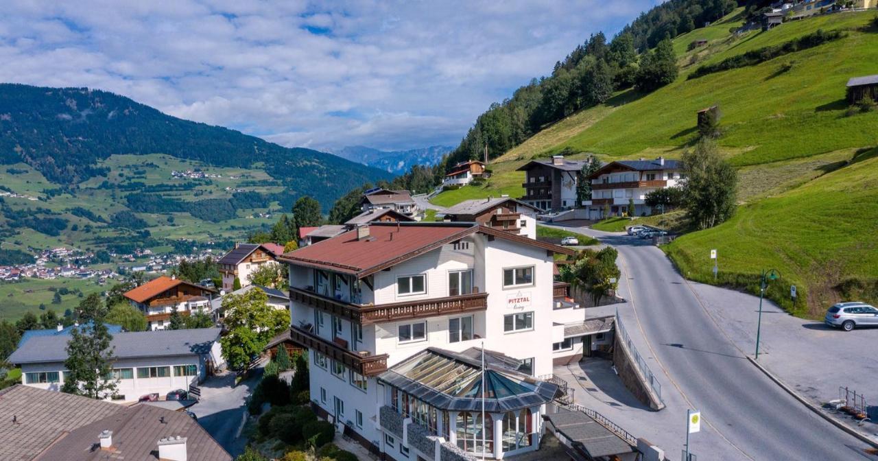 Pitztal Living Aparthotel Йерценс Екстериор снимка