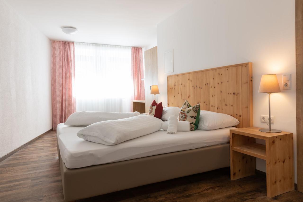 Pitztal Living Aparthotel Йерценс Екстериор снимка