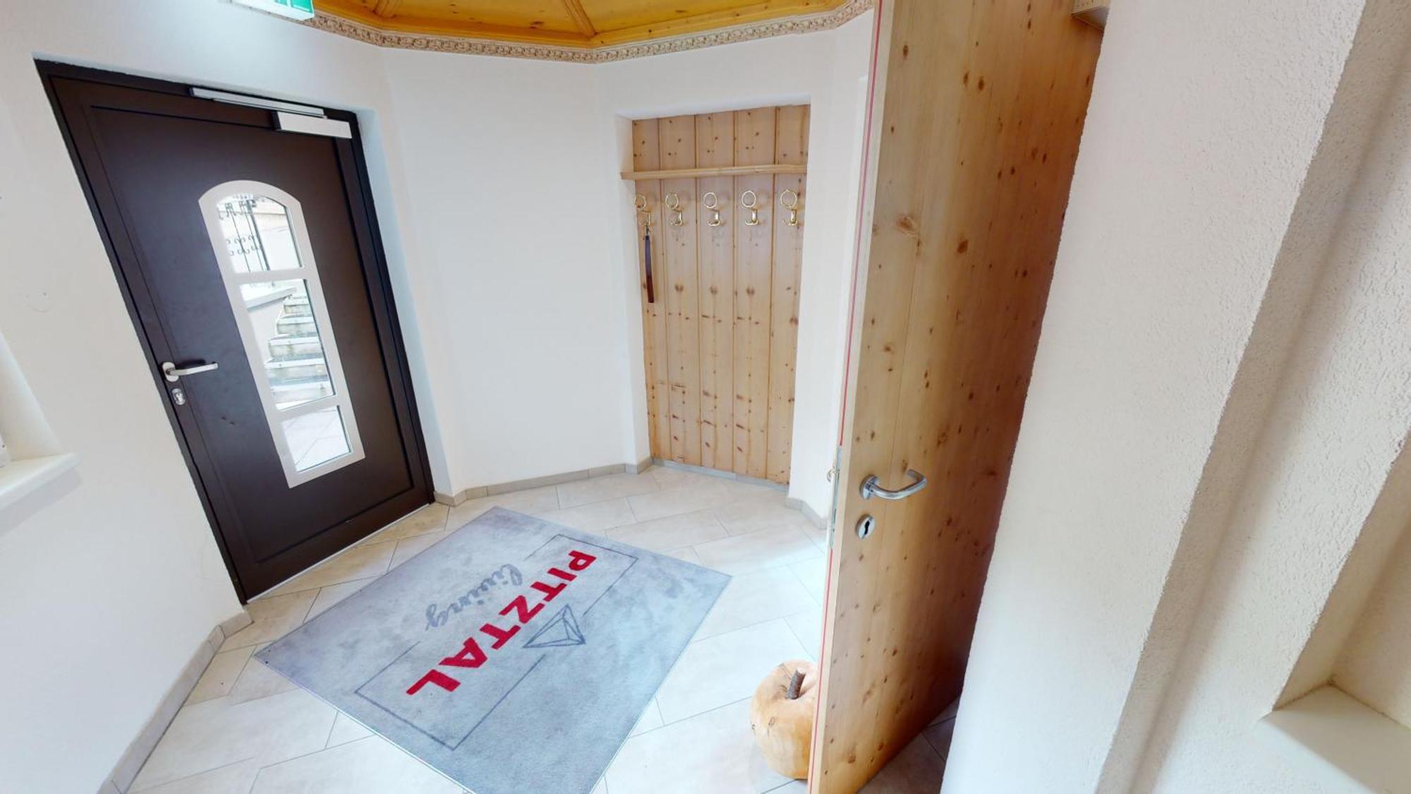 Pitztal Living Aparthotel Йерценс Екстериор снимка